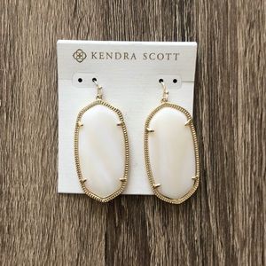 Kendra Scott Danielle earrings
